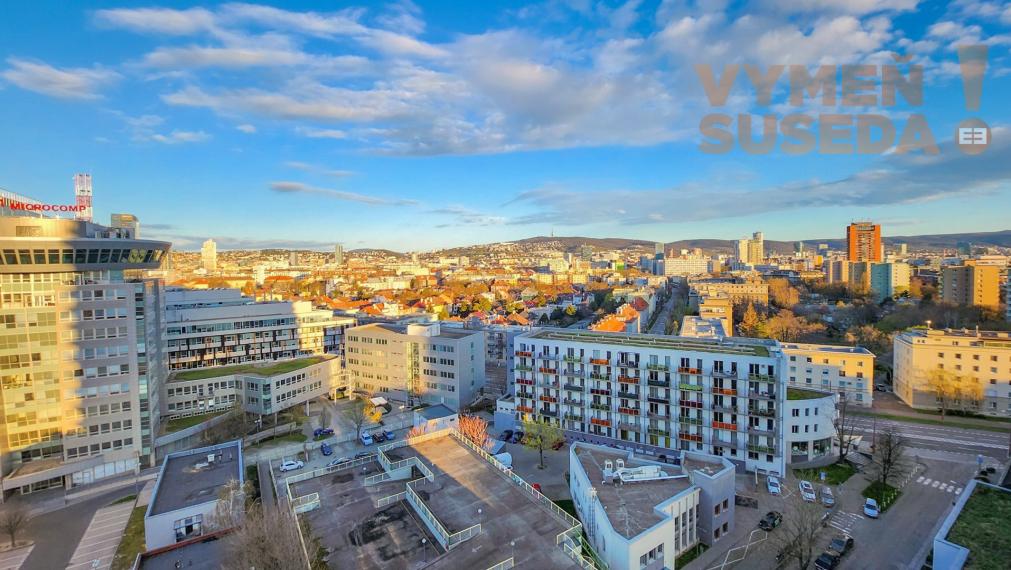 Hľadáme pre klienta 4 izb. byt BA II Ružinov