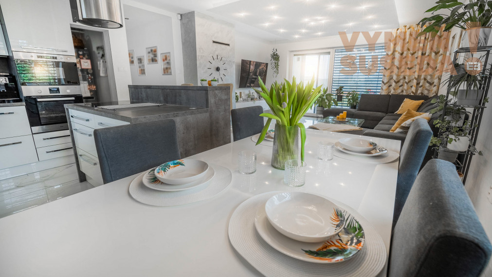 PREDANÉ! – NÍZKOENERGETICKÝ BUNGALOV 171M2 NA POZEMKU 750M2 VEĽKÝ GROB, OKRES GALANTA