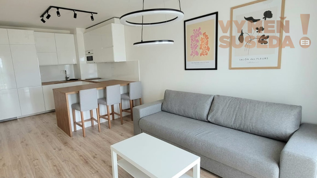PRENAJATÉ! - PRENÁJOM / Svetlý 2 -izbový byt s dvoma balkónmi, Slnečnice