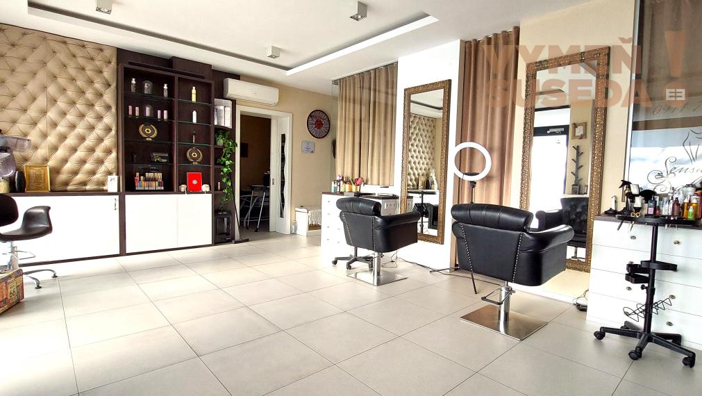 VYMEŇ SUSEDA! – NA ODSTÚPENIE ATRAKTÍVNY SALÓN KRÁSY SO ZABEHNUTOU KLIENTELOU, obec ROVINKA