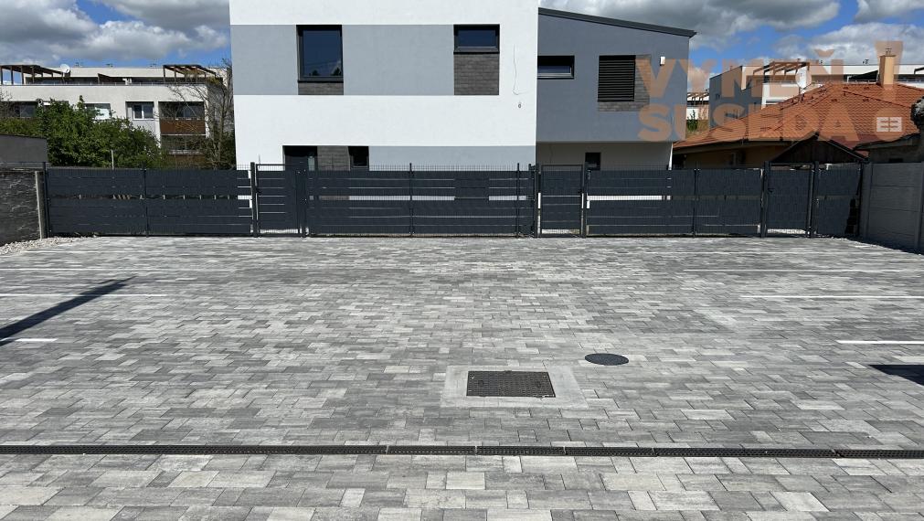 VYMEŇ SUSEDA - Novostavba 4 izbového bytového domu o výmere 102 m2, Dunajská lužná