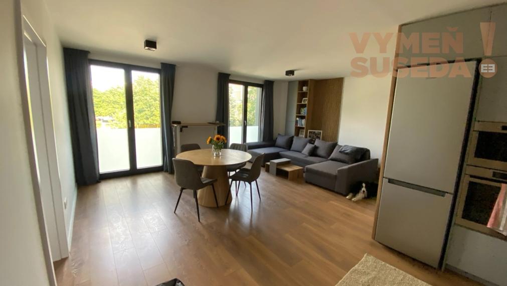 VYMEŇ SUSEDA! – VÝNIMOČNÝ 2 IZB. BYT, PET FRIENDLY, ASTROVÁ UL. BRATISLAVA II, RUŽINOV
