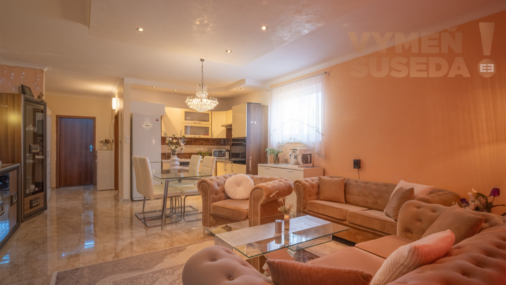 VYMEŇ SUSEDA ! -NA PREDAJ VÝNIMOČNÝ, PRIESTRANNÝ, KLIMATIZOVANÝ 3 izb. BYT S KOMERČNÝM PRIESTOROM