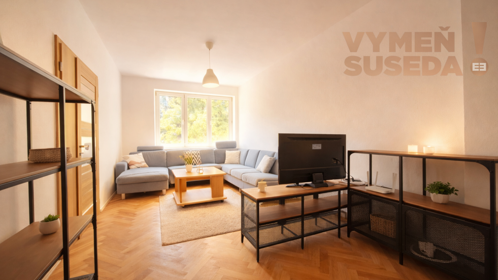 VYMEŇ SUSEDA! - VÝNIMOČNÝ TEHLOVÝ 3 IZB. BYT v Ružinove,  Družicová ulica.