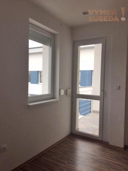 ESTATE INVEST - Prenájom administratívnych priestorov od 19 m2 do 285 m2 cena od 7,80 EUR/m2 Vajnorská ul., BA III