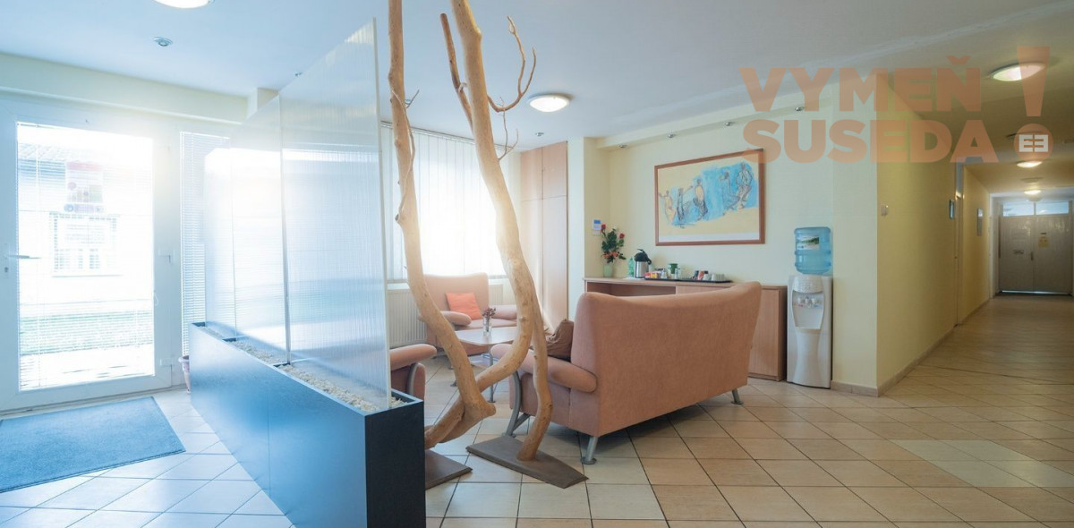 VYMEŇ SUSEDA!  - Komerčná budova na predaj ulica Zátišie v blízkosti Kuchajdy a nákupného centra BA III.