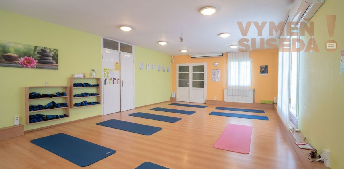 VYMEŇ SUSEDA!  - Komerčná budova na predaj ulica Zátišie v blízkosti Kuchajdy a nákupného centra BA III.