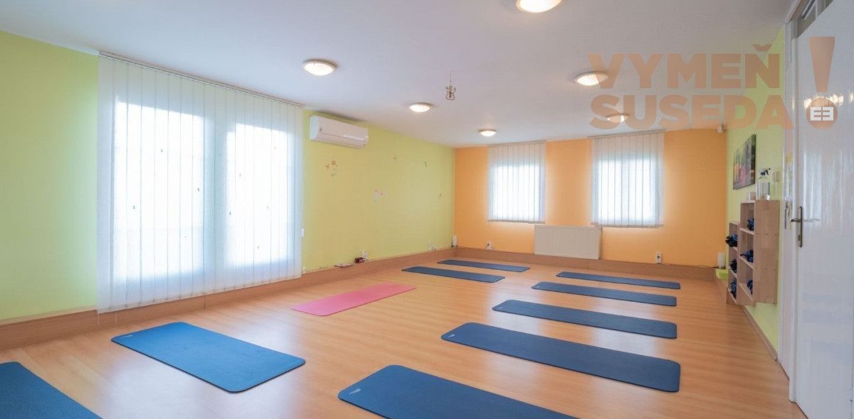 VYMEŇ SUSEDA!  - Komerčná budova na predaj ulica Zátišie v blízkosti Kuchajdy a nákupného centra BA III.