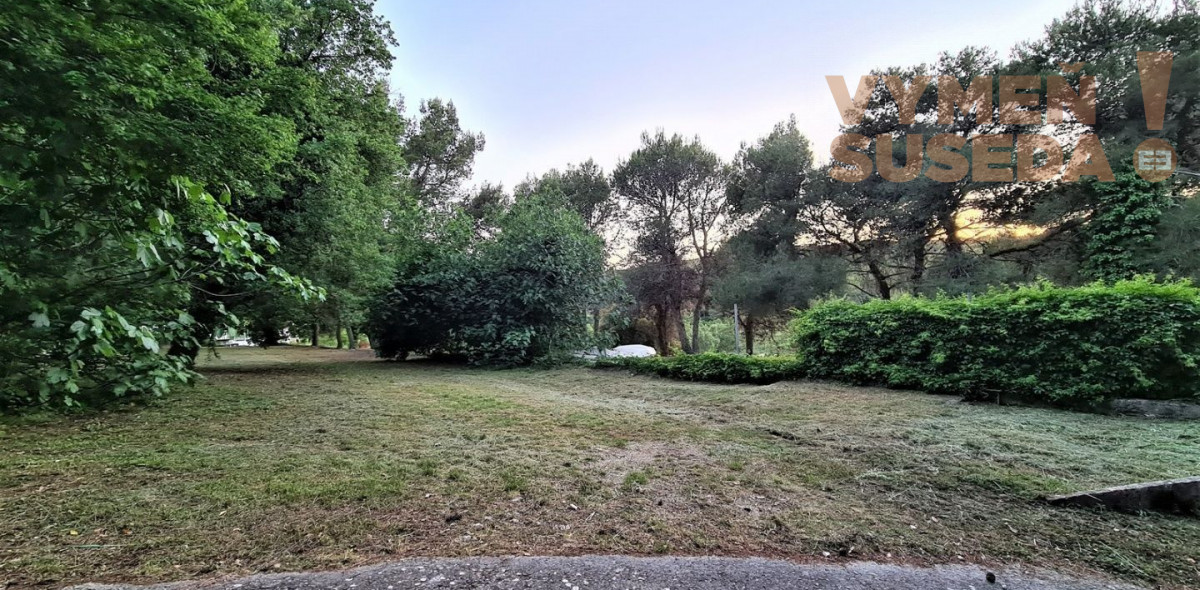 ESTATE INVEST - Výnimočný pozemok priamo v zálive, Premantura