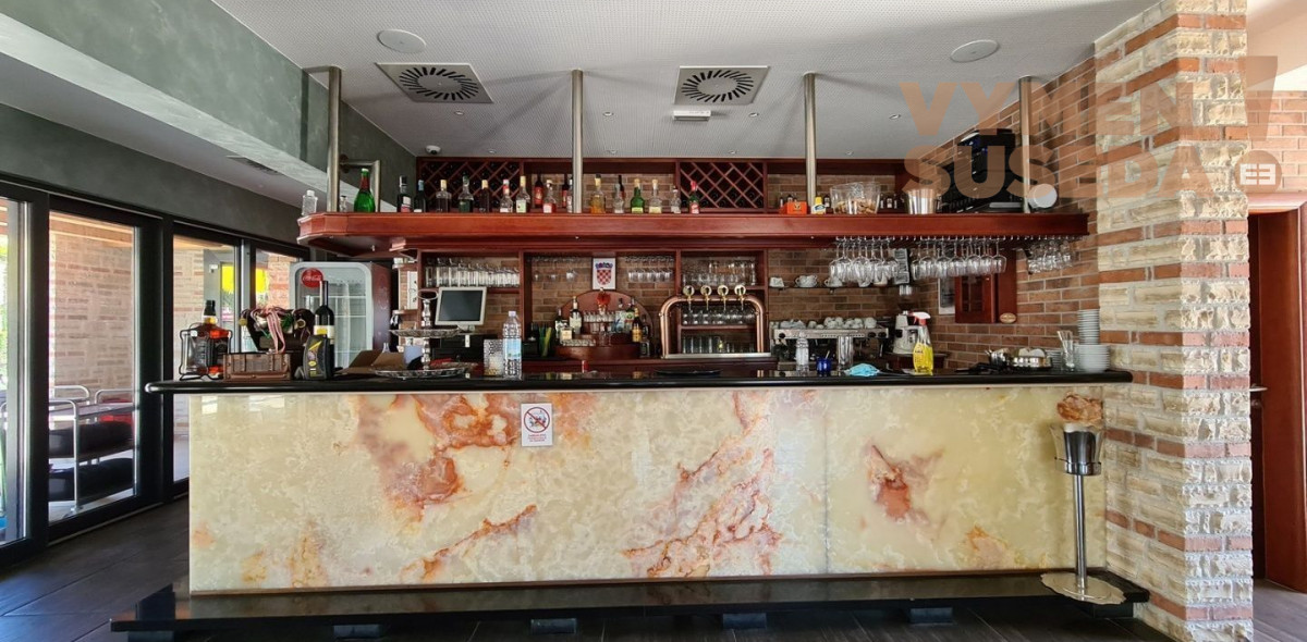 ESTATE INVEST - Predaj reštaurácia, centrum mesta pri mori, TOP lokalita, Medulin