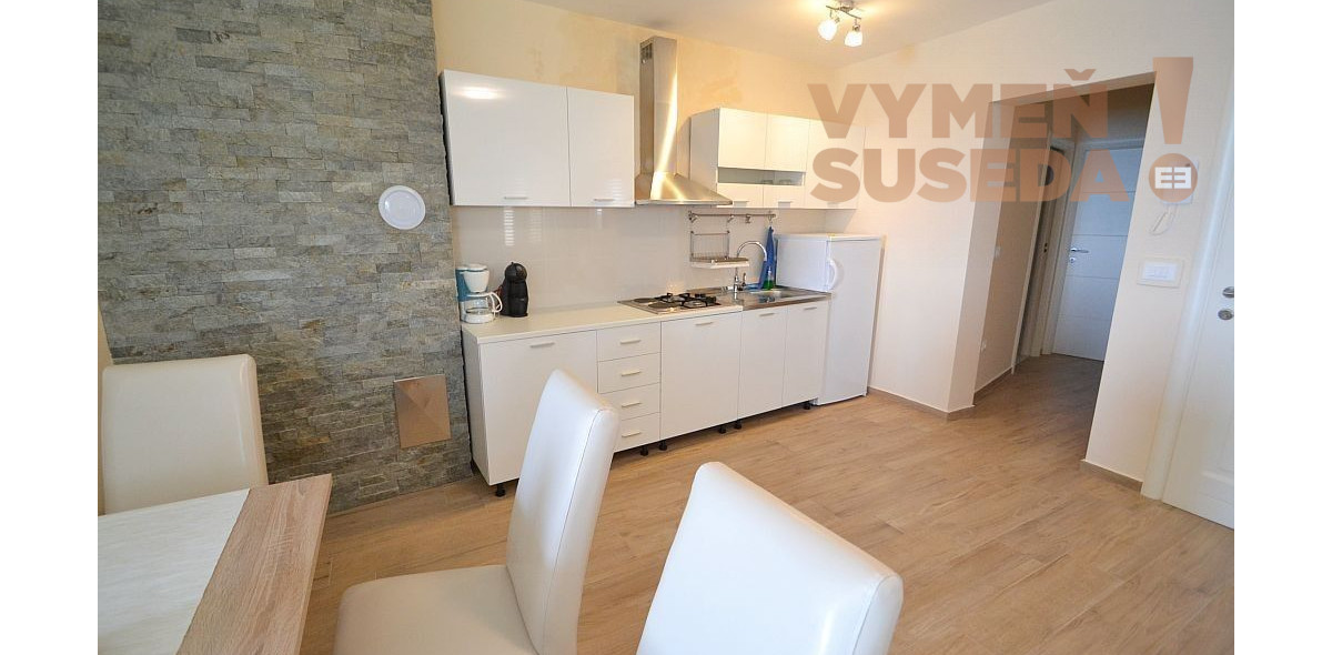 ESTATE INVEST - Na predaj krásna vila priamo pri mori, Chorvátsko Novigrad