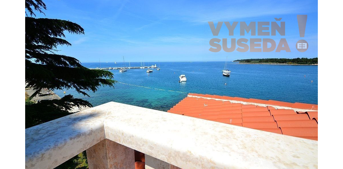 ESTATE INVEST - Na predaj krásna vila priamo pri mori, Chorvátsko Novigrad