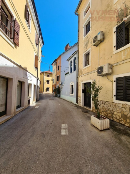 ESTATE INVEST - Na predaj krásna vila priamo pri mori, Chorvátsko Novigrad