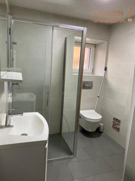 ESTATE INVEST - Na predaj tri apartmánové domy na jednej ulici priamo v centre mesta Medulin, Chorvátsko