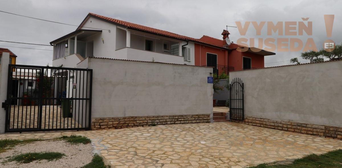 ESTATE INVEST - Na predaj rodinná vila, Chorvátsko - Umag časť Barboj