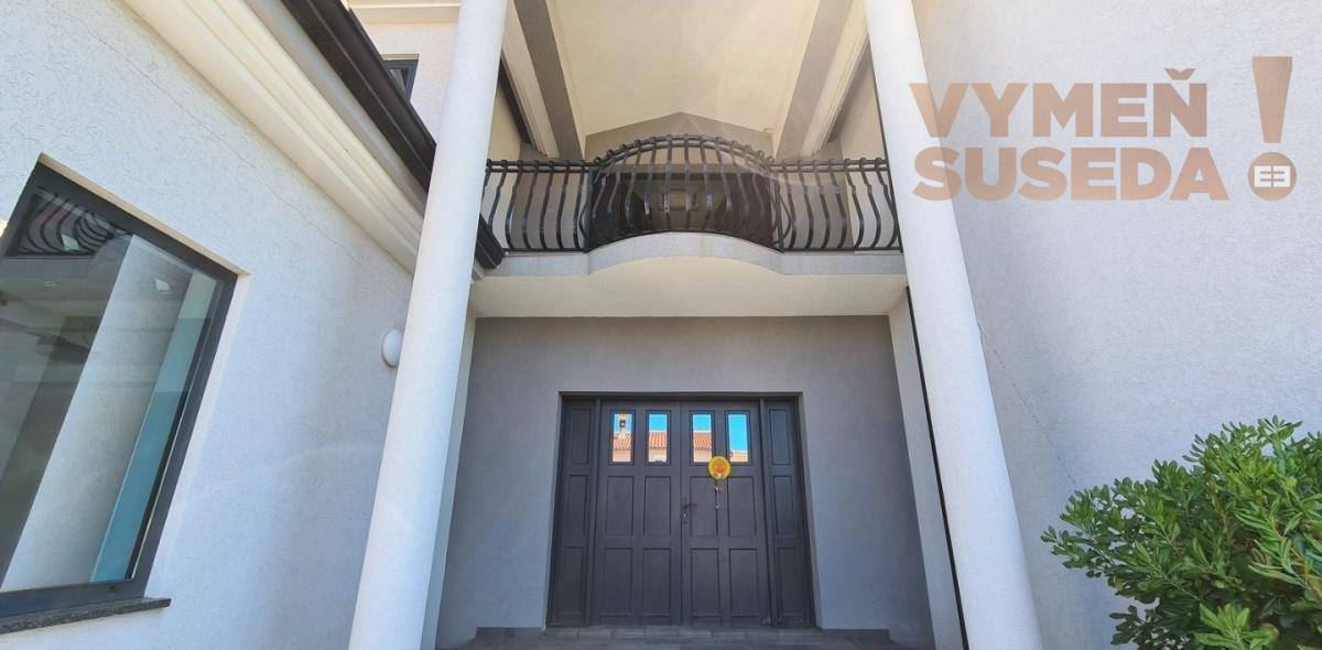 ESTATE INVEST - Na predaj rodinná vila s krásnym pozemkom, Chorvátsko - oblasť Medulin