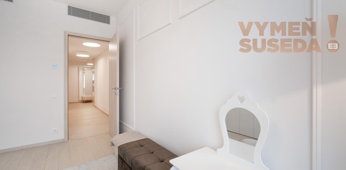 PREDANÉ  - VÝNIMOČNÝ priestranný 3 IZB. BYT s loggiou, SKY PARK, STARÉ MESTO, BA I.