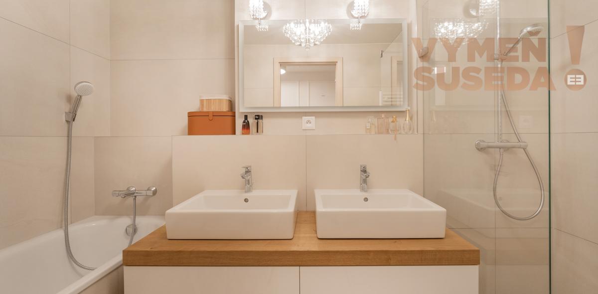 PREDANÉ  - VÝNIMOČNÝ priestranný 3 IZB. BYT s loggiou, SKY PARK, STARÉ MESTO, BA I.