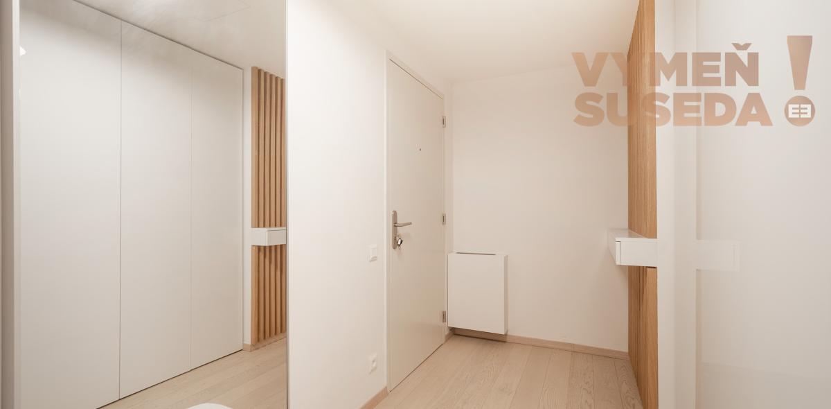 PREDANÉ  - VÝNIMOČNÝ priestranný 3 IZB. BYT s loggiou, SKY PARK, STARÉ MESTO, BA I.