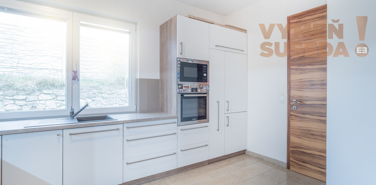 PREDANÉ - VÝNIMOČNÝ 5 IZB. RODINNÝ DOM V TICHEJ LOKALITE, STUPAVA