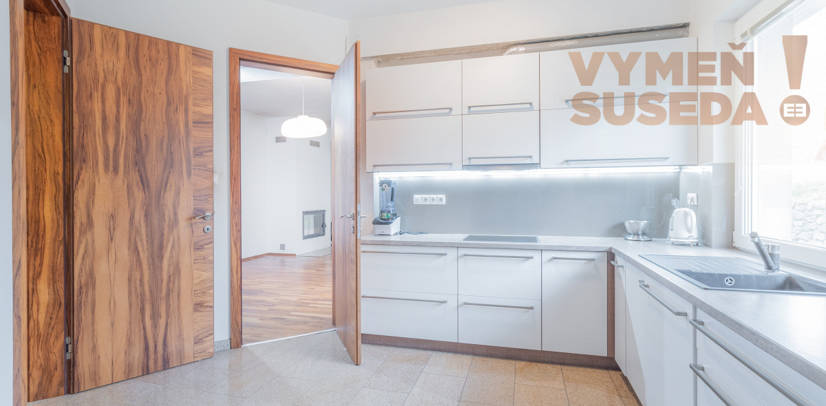 PREDANÉ - VÝNIMOČNÝ 5 IZB. RODINNÝ DOM V TICHEJ LOKALITE, STUPAVA