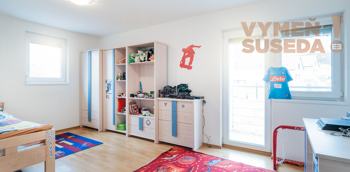 PREDANÉ - VÝNIMOČNÝ 5 IZB. RODINNÝ DOM V TICHEJ LOKALITE, STUPAVA