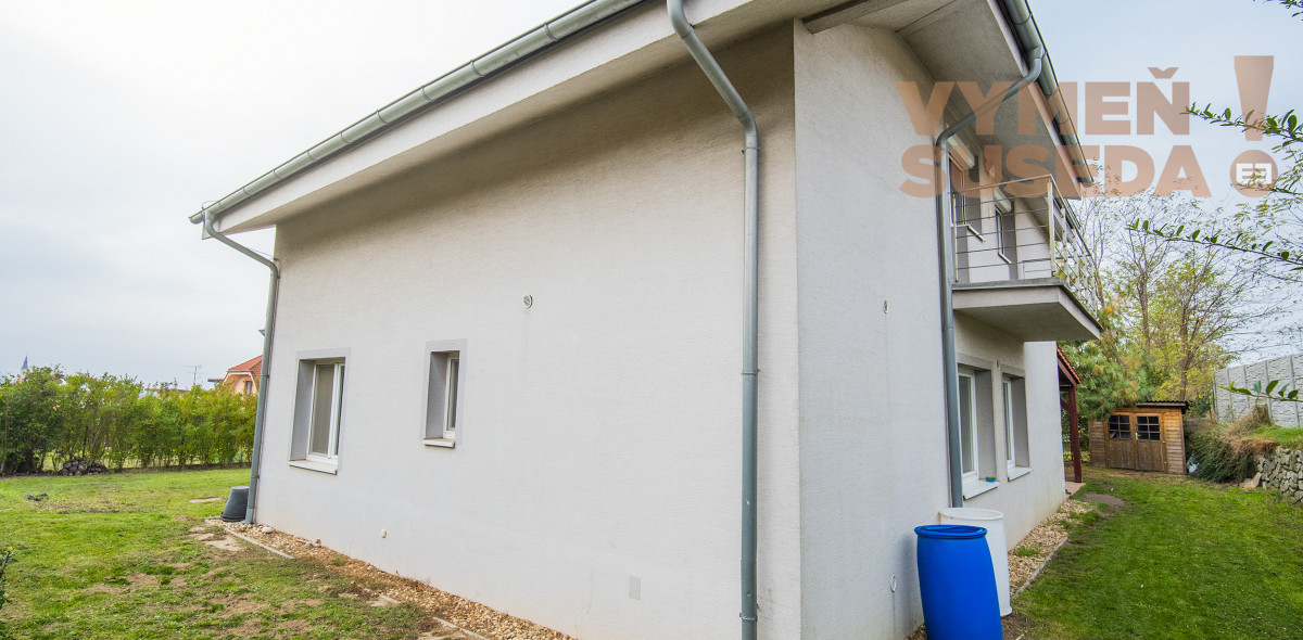 PREDANÉ - VÝNIMOČNÝ 5 IZB. RODINNÝ DOM V TICHEJ LOKALITE, STUPAVA