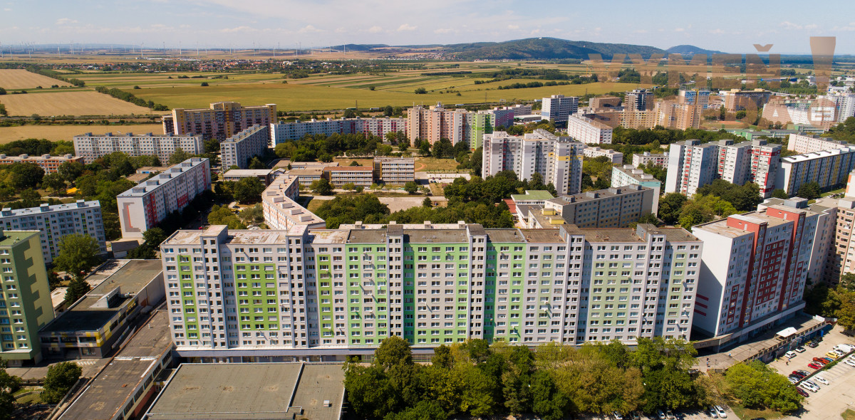 PREDANÉ – INVESTIČNÝ ZREKONŠTRUOVANÝ 1 IZB. BYT PRI DRAŽDIAKU, Beňadická ul.