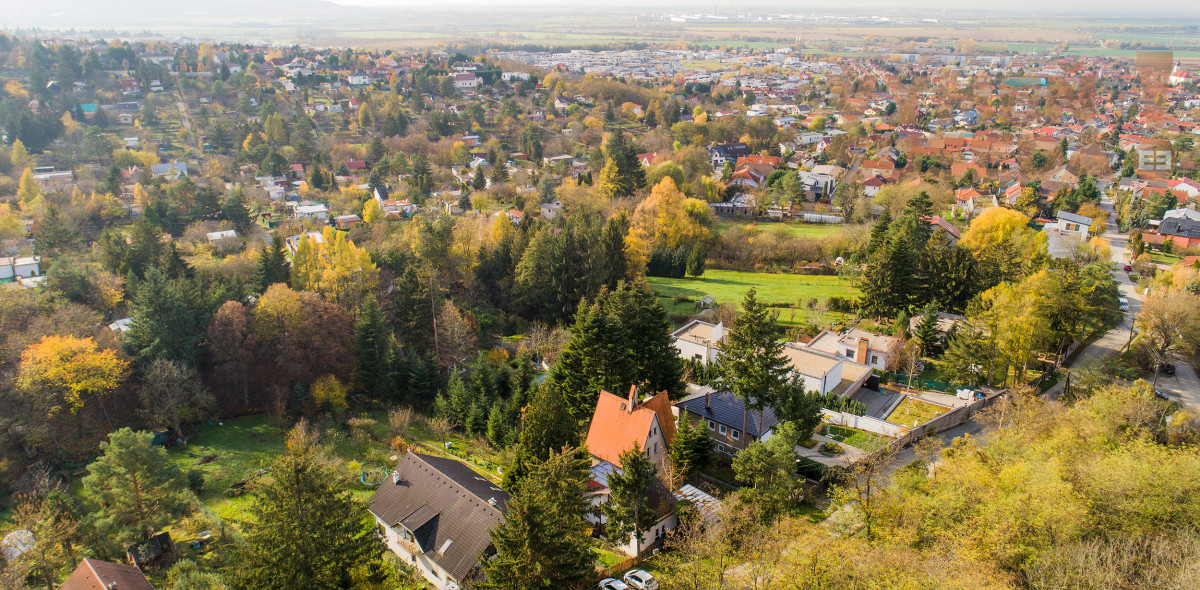 VYMEŇ SUSEDA! – Výnimočný Pozemok, BA IV ZÁHORSKA BYSTRICA 1638m2 priamo pri lese.
