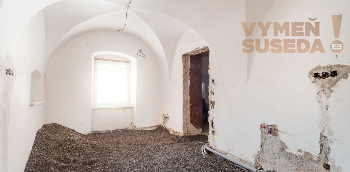 PREDANÉ!  – NA PREDAJ výmerou veľkorysá nehnuteľnosť v historickom centre obce Svätý Jur.