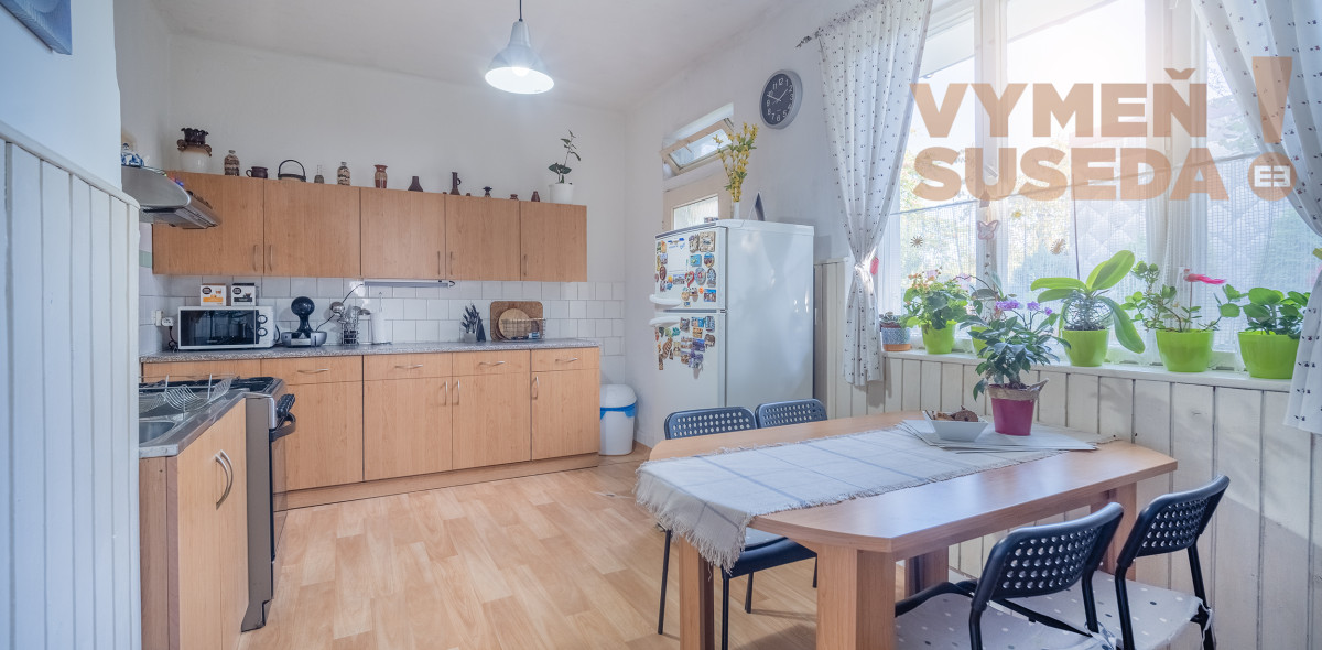 VYMEŇ SUSEDA! - VÝNIMOČNÝ 5 IZB. RODINNÝ DOM, RAČA BA III