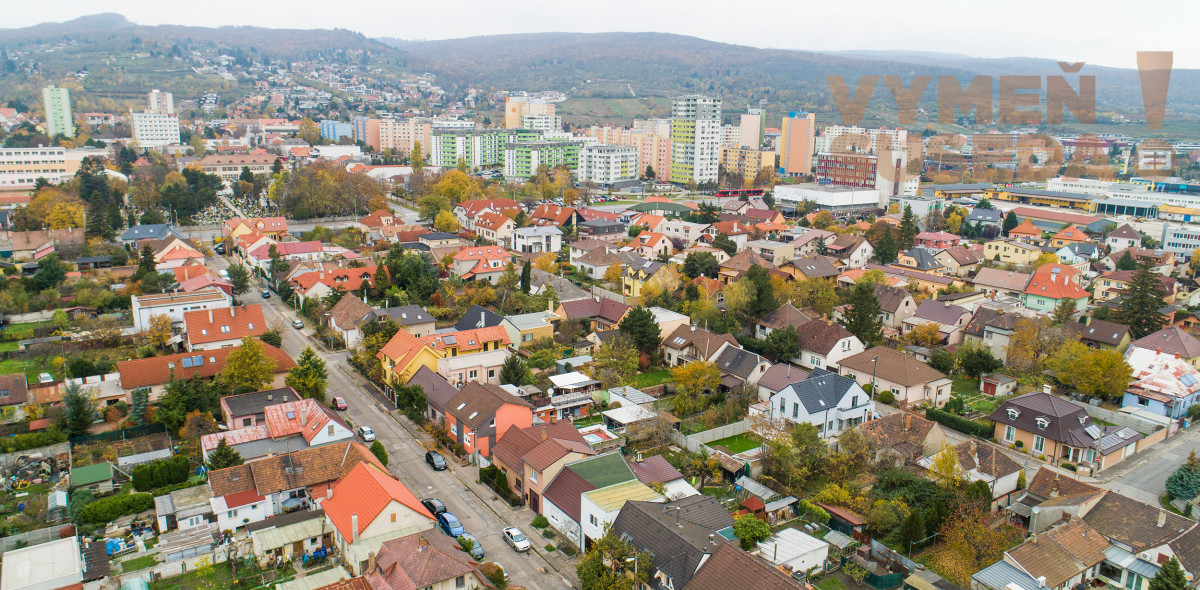 VYMEŇ SUSEDA! - VÝNIMOČNÝ 5 IZB. RODINNÝ DOM, RAČA BA III
