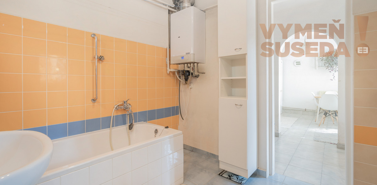 PREDANÉ - VÝNIMOČNÝ 4 IZB. RODINNÝ DOM s pozemkom 662 m2, BA II.