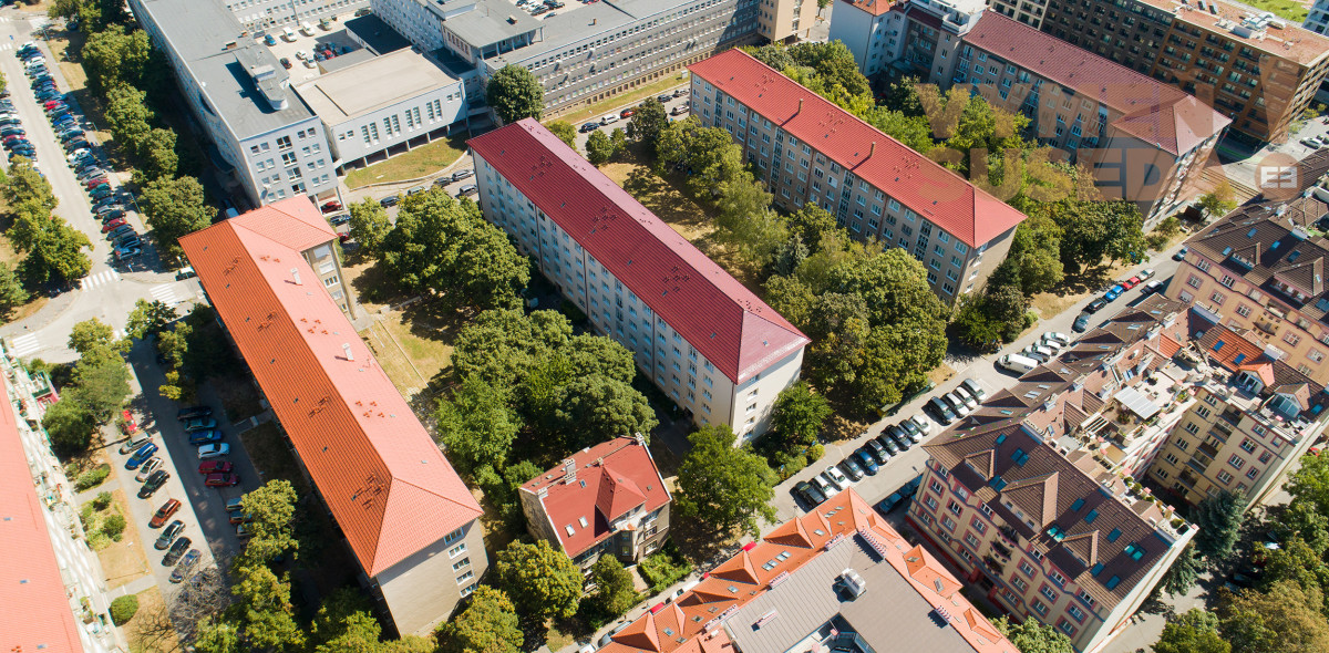 PREDANÉ – VÝNIMOČNÝ TEHLOVÝ 3 IZB. BYT BA III, Nové Mesto, Ľubľanská ul.