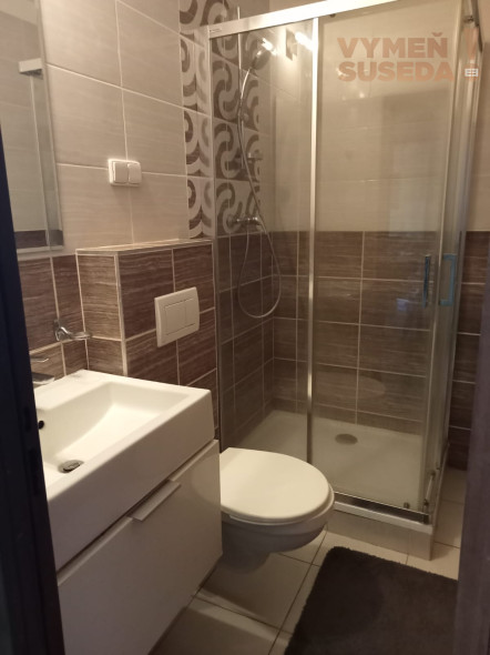 PREDANÉ – INVESTIČNÝ ZREKONŠTRUOVANÝ 1 IZB. BYT PRI DRAŽDIAKU, Beňadická ul.