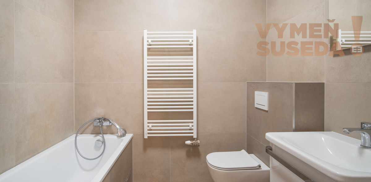 PRENAJATÉ - Výnimočný 4 izb. byt s terasou s krbom a parkovaním, s úžasným výhľadom na Bratislavu, Lužná ul., BA V.