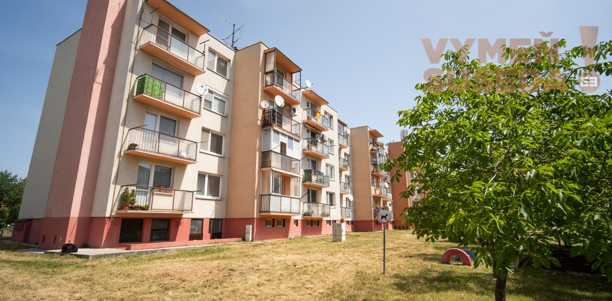 PREDANÉ – 2 izb. byt v pokojnej lokalite plnej zelene s balkónom Pezinok, Muškátova ul. 50m2