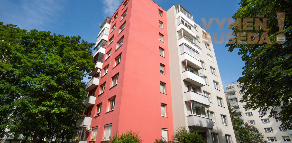 PREDANÉ – Priestranný a slnečný 3 izb. byt 80m2 v TOP lokalite, Bratislava II. Ružinov, Seberíniho ulica