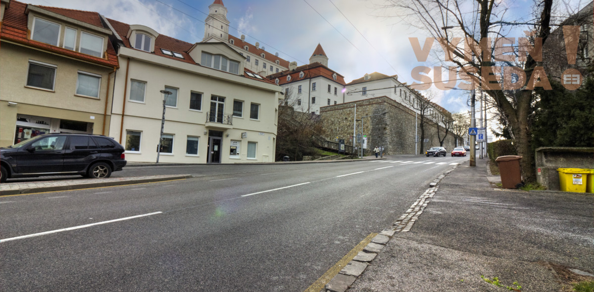 PRENAJATÉ –  2. IZB. BYTU NA HRADNOM KOPCI ZÁMOCKÁ ULICA, BA I. STARÉ MESTO.