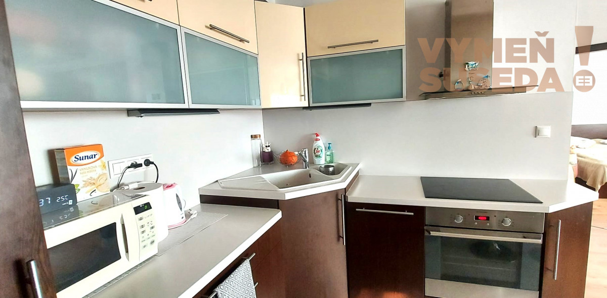 PREDANÉ – PEKNÝ 2 IZB. BYT v NOVOSTAVBE DOLCE VITA  z roku 2010 s garážovým státím na Vrakunskej ul., BA II.