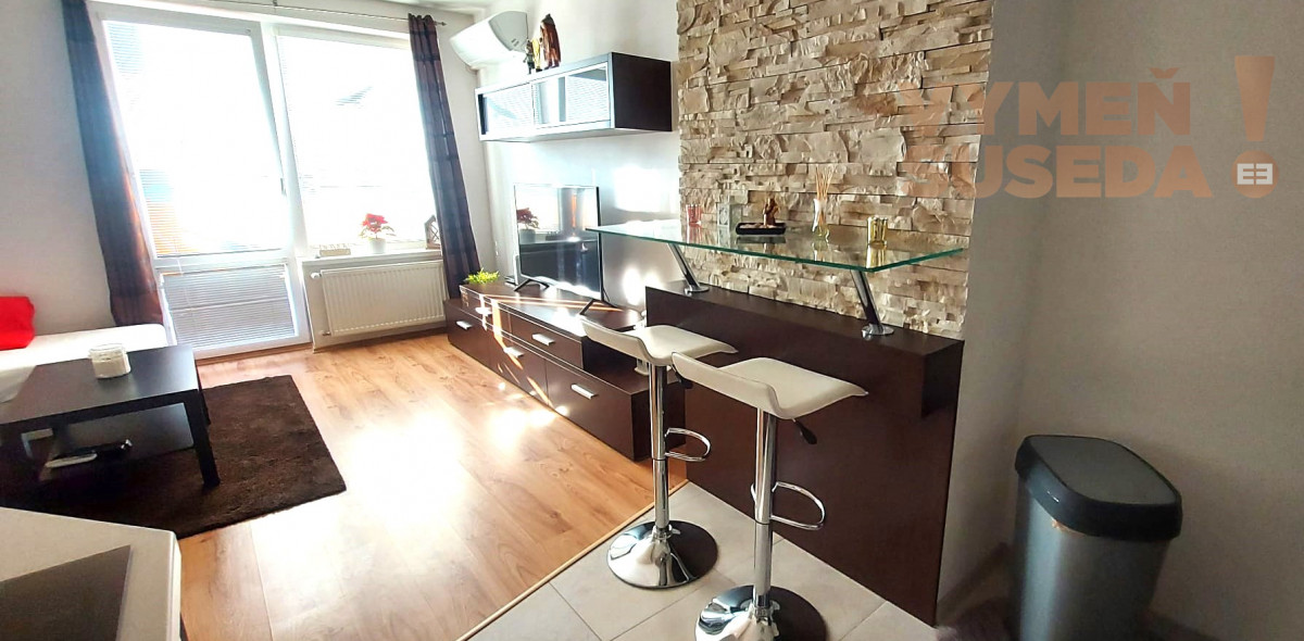 PREDANÉ – PEKNÝ 2 IZB. BYT v NOVOSTAVBE DOLCE VITA  z roku 2010 s garážovým státím na Vrakunskej ul., BA II.