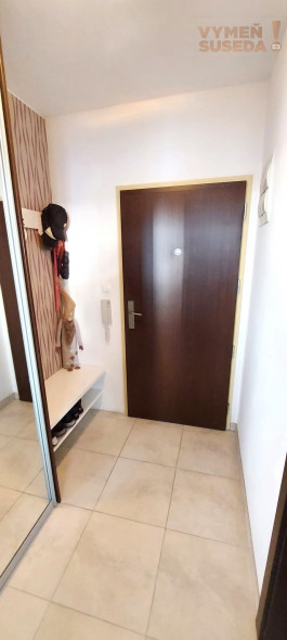 PREDANÉ – PEKNÝ 2 IZB. BYT v NOVOSTAVBE DOLCE VITA  z roku 2010 s garážovým státím na Vrakunskej ul., BA II.