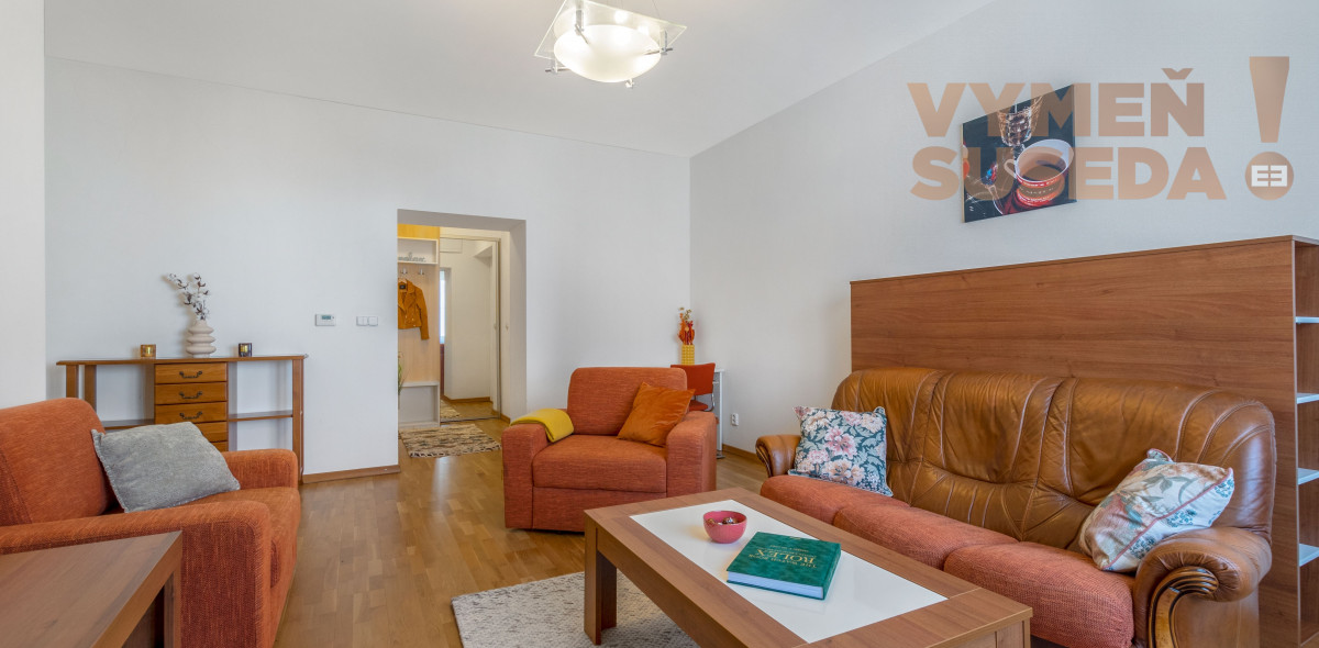 PREDANÉ – Unikátny veľkometrážny 2 izb. byt 84m2 s balkónom a loggiou, Staré Mesto Koreničova ulica - PALISÁDY