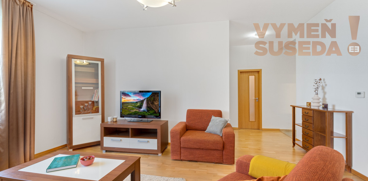 PREDANÉ – Unikátny veľkometrážny 2 izb. byt 84m2 s balkónom a loggiou, Staré Mesto Koreničova ulica - PALISÁDY