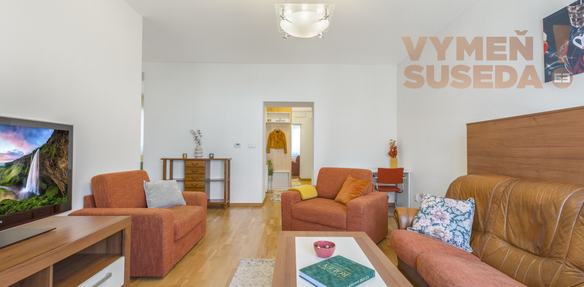 PREDANÉ – Unikátny veľkometrážny 2 izb. byt 84m2 s balkónom a loggiou, Staré Mesto Koreničova ulica - PALISÁDY