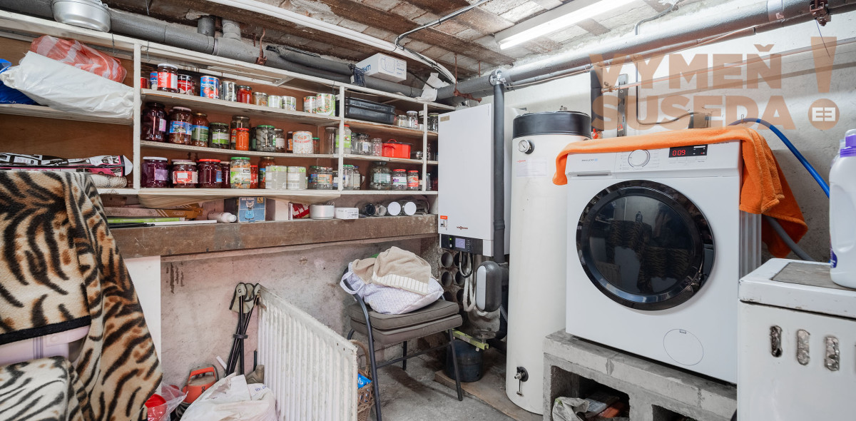 PREDANÉ - Na predaj chata v blízkosti Bratislavy, Stupava - záhradkárska osada Ovocinár.