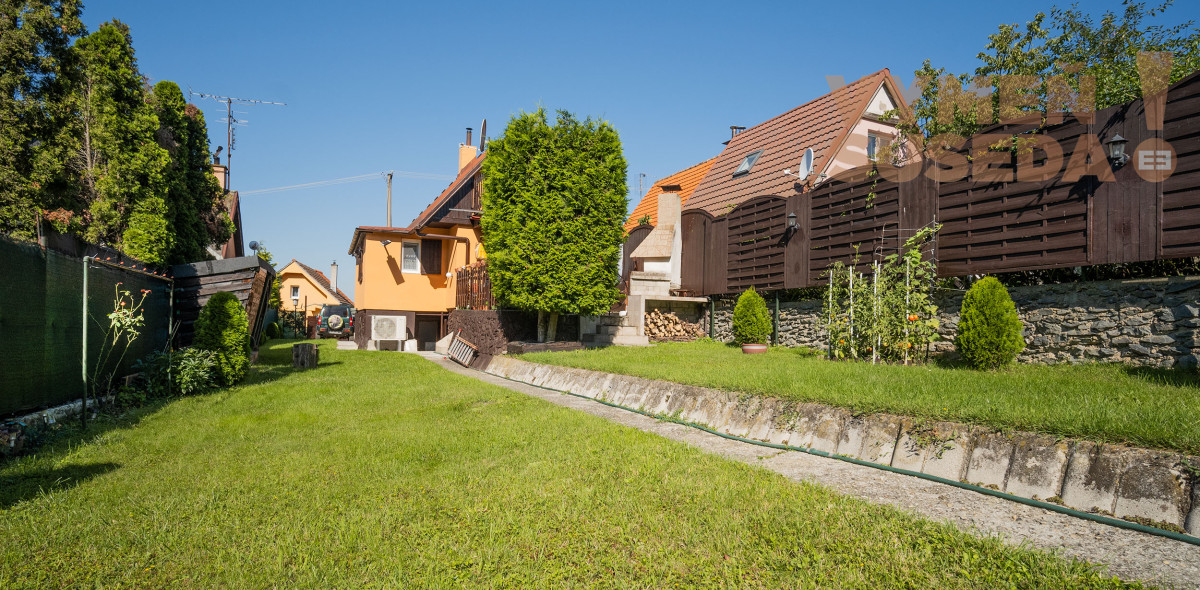 PREDANÉ - Na predaj chata v blízkosti Bratislavy, Stupava - záhradkárska osada Ovocinár.