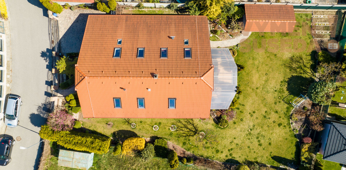 VYMEŇ SUSEDA! – PONÚKAME NA PREDAJ VÝNIMOČNÝ 5 IZB. RODINNÝ DOM - NOVOSTAVBU, ROVINKA.
