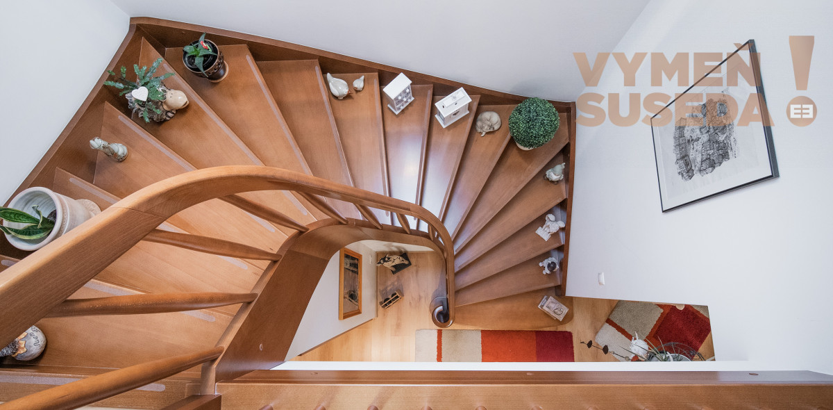 VYMEŇ SUSEDA! – PONÚKAME NA PREDAJ VÝNIMOČNÝ 5 IZB. RODINNÝ DOM - NOVOSTAVBU, ROVINKA.