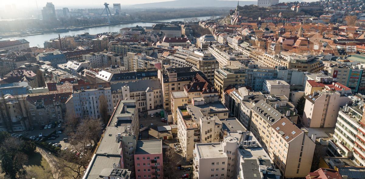 Hľadáme pre hotovostného klienta 2 izb. byt BA Staré Mesto